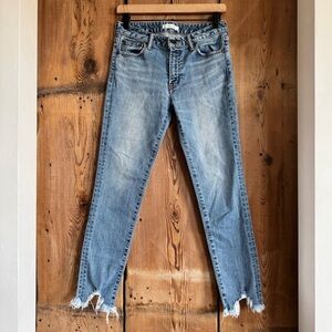 Sz 27 Moussy Vintage Medium Wash Raw Hem Mid Rise Cropped Skinny Jeans GUC